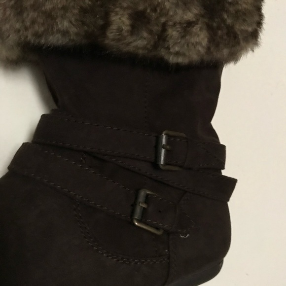 Report footwear size 10 Brown - Picture 6 of 7